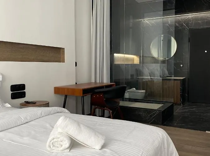 Athens Center Boutique Suites